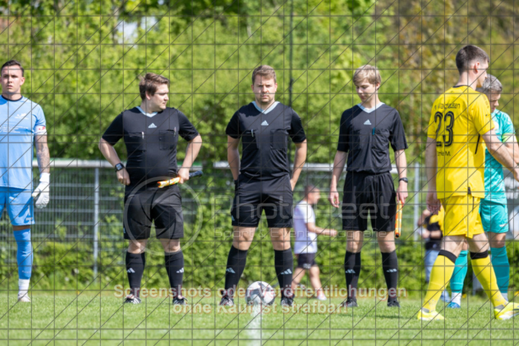 20250427_145905_0011 | #,TSV Bad Boll (rot) vs. SV Waldhausen (gelb), Fussball, Landesliga 2 - wfv, 24. Spieltag, Saison 2024/2025, Rasenplatz, Erlengarten 37, 73087 Bad Boll, 27.04.2025 - 15:00 Uhr,Foto: PhotoPeet-Sportfotografie/Peter Harich