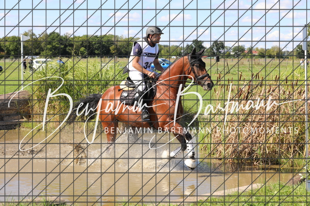 AZ2A0094 | Benjamin Bartmann Photomoments