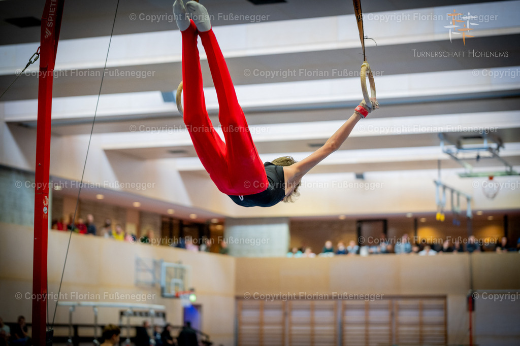 Promo-08 | "Fussifoto.com – Ihr Ansprechpartner für hochwertige Fotografie! Entdecken Sie kreative Bilder und professionelle Dienstleistungen. Kontaktieren Sie uns für Ihre Projekte!"