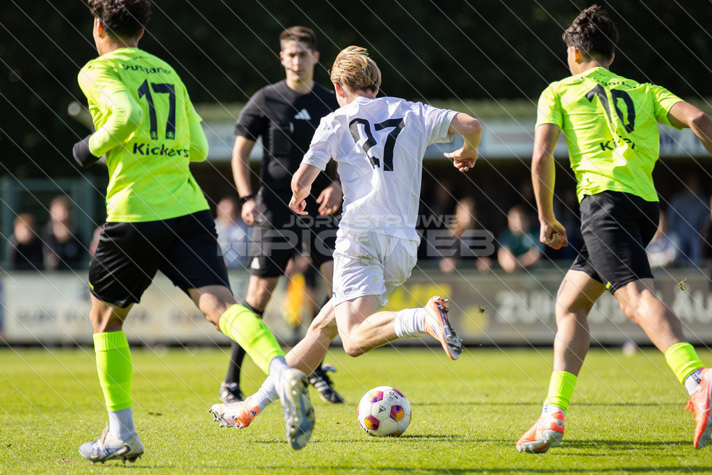 20251003_Picselweb-Fotografie_1R3_1172 | DFB Pokal 2. Runde, JFV A/O/B/H/H - SV Stuttgarter Kickers, Foto: Jörg Struwe - picselweb.de - Realisiert mit Pictrs.com