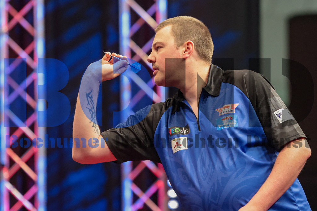 PDC European Darts Open 2024 | {headline}(Foto: Sebastian Sendlak / BOND) - Realisiert mit Pictrs.com