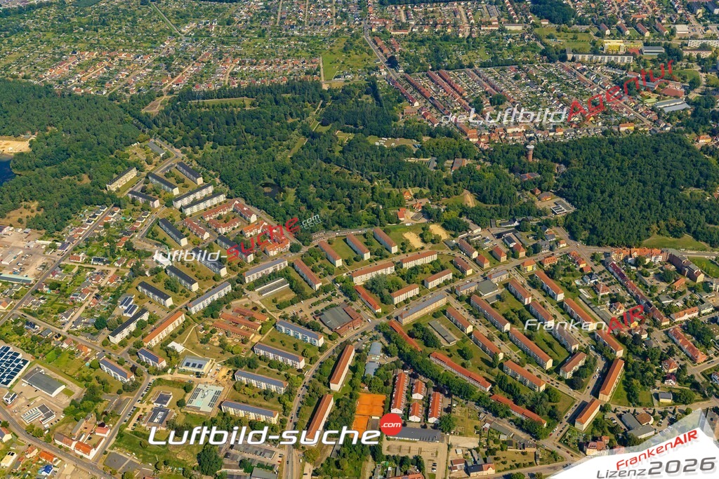 Schöne Luftaufnahme als Geschenk in Dr Wilhelm Külz Straße Wittenberge - Die Luftbildaufnahme wurde 2025 vom UL-Flugzeug heraus erstellt ( keine Drohne ) - Hochauflösende Luftaufnahme -Nicht vergleichbar mit Google Maps oder Satelittenbilder- Die Geschenkidee !Mit Lizenz und Bildrechte bestellbar