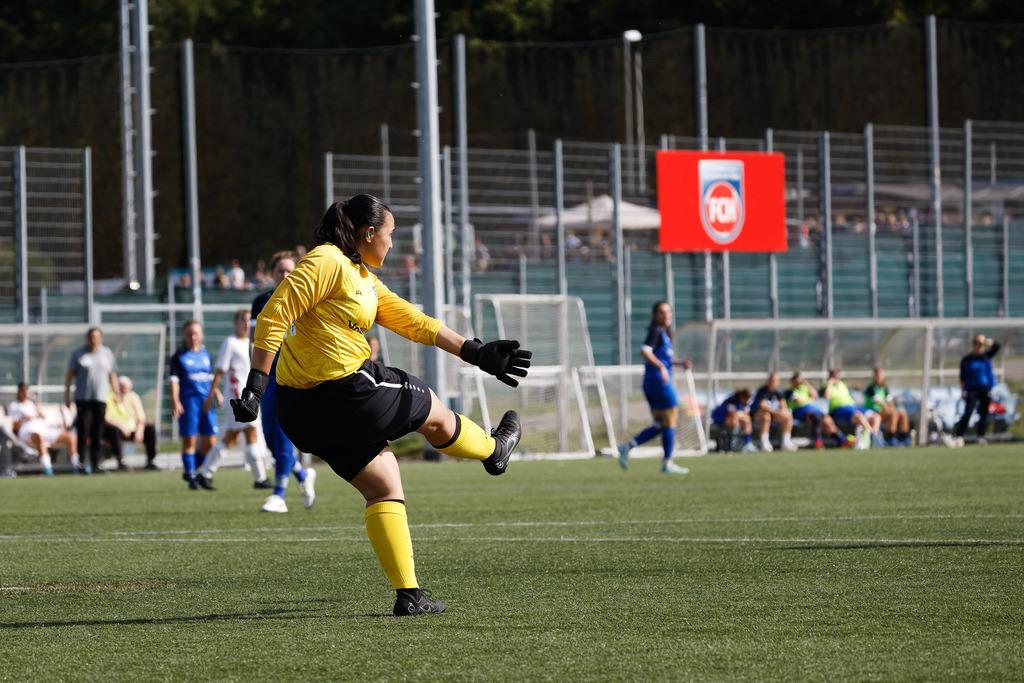 FCHMÜN_250907_4233 | Fotopresso – Sportfotografie in Heidenheim & Umgebung. Professionelle Sportfotografie für unvergessliche Momente. Dynamische Action-Shots, emotionale Szenen & hochwertige Bilder. - Realisiert mit Pictrs.com