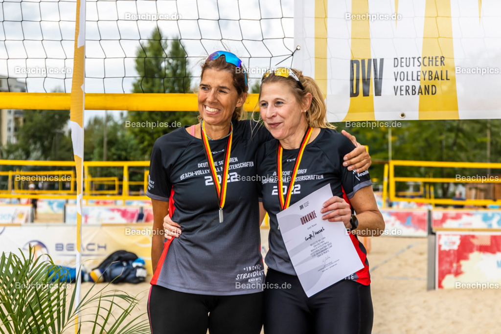 2022-00063211-Deutsche-Seniorinnen-Meisterschaft |  11.09.2022; Berlin Foto: Gerold Rebsch - www.beachpics.de
