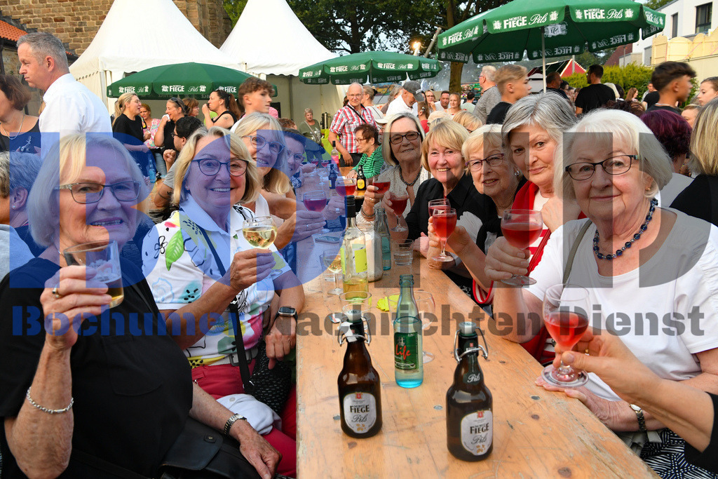 BHarpener Dorffest 2024  {date} -  | {headline}(Foto: Sebastian Sendlak / BOND) - Realisiert mit Pictrs.com