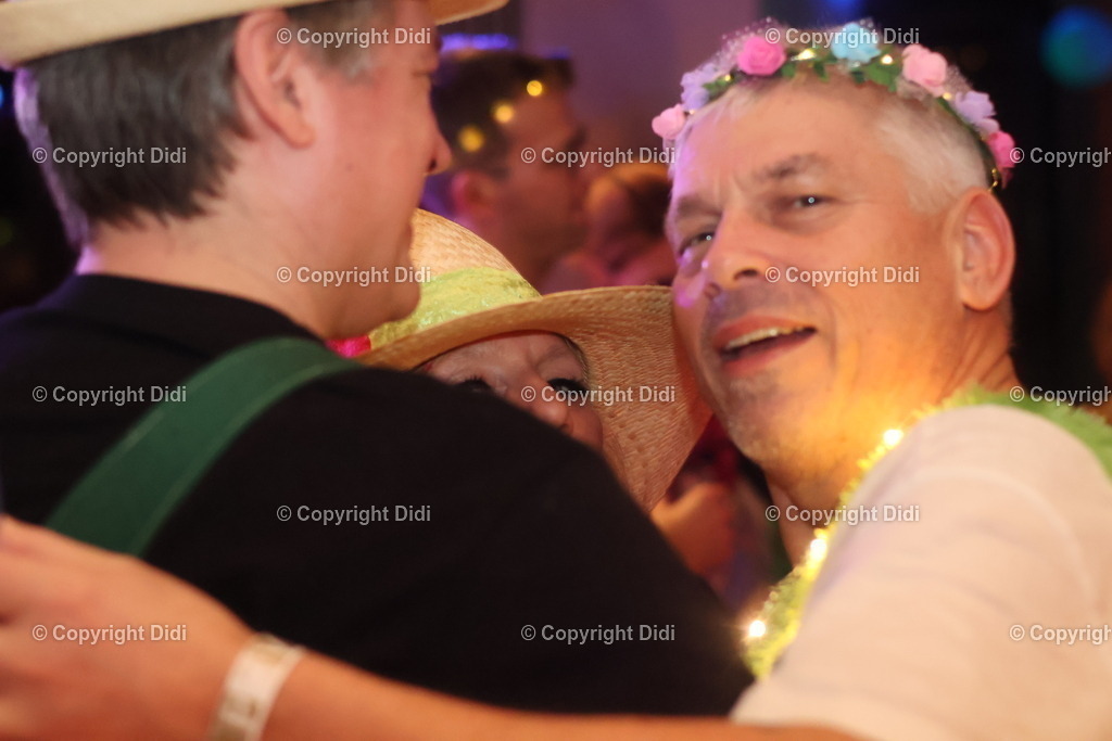 IMG_2032 | Didi - Realisiert mit Pictrs.com