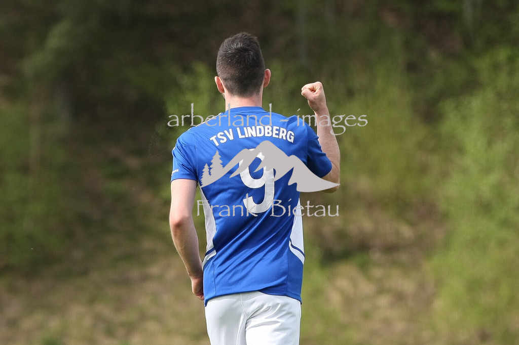 993T5693 | 1:1, Sebastian Marchl