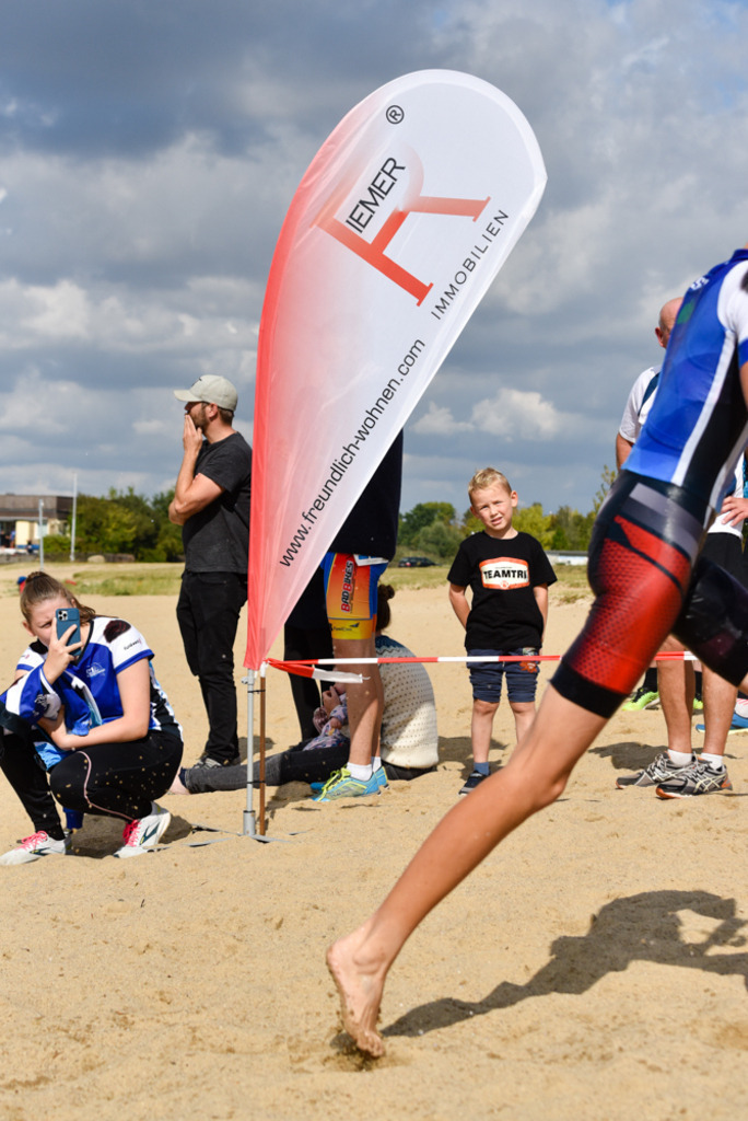 14-36-40-018-KIMAXITRI22-(c)-I.W.Ronge | Grammis Triathlonbilder - Realisiert mit Pictrs.com