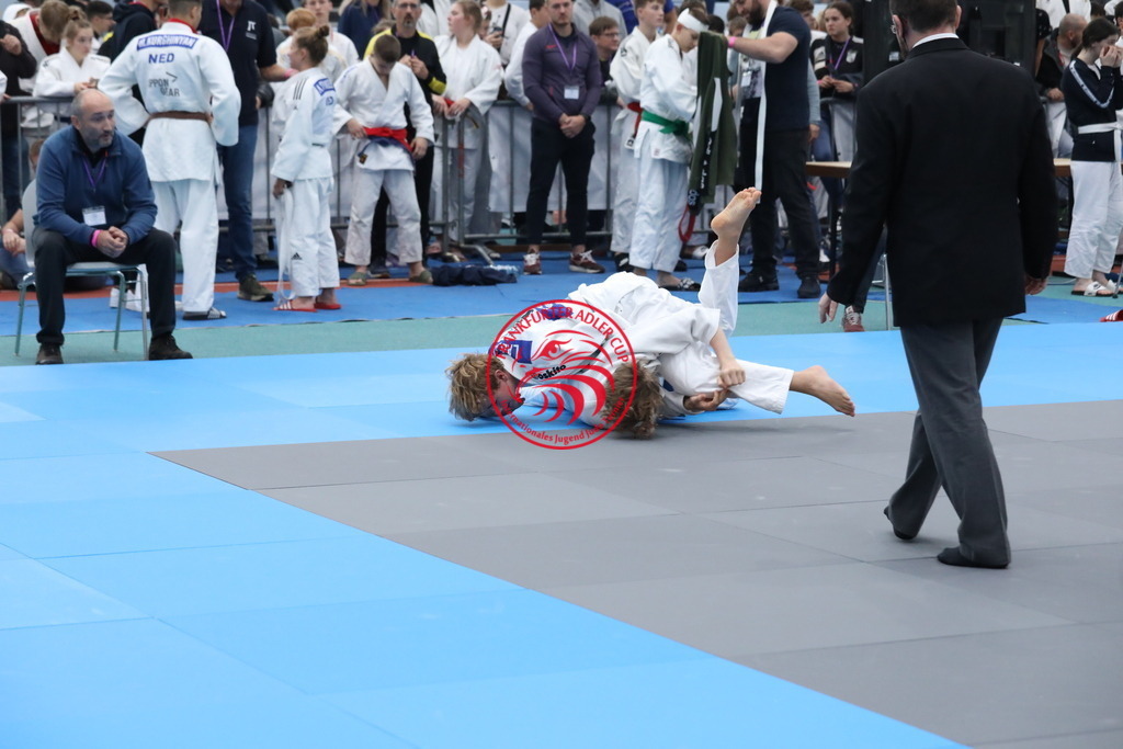 1J7A3399 | Fotos vom Adler Cup - Pictures from Adler Cup

Hier findet Ihr alle Eindrücke und großen Momente der Adler Cup Wochenenden. Here you will find all impressions and great moments of the Adler Cup weekends. - Realisiert mit Pictrs.com