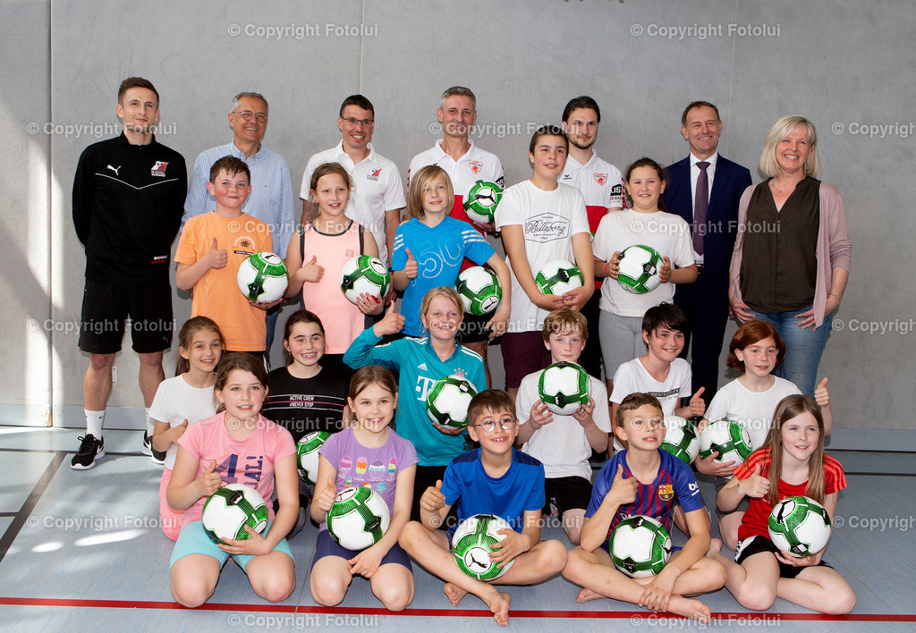 SCHULEAMBALL_030522_29 | bilder, linz, photo, foto, fussball, sport, fotolui, bundesliga