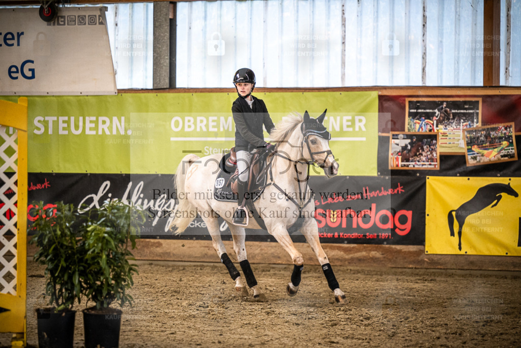 DOS_2486 | Entdecke hochwertige Reitturnierfotos von Foto Oger. Professionell, emotional und authentisch – jetzt Lieblingsmomente im Shop bestellen. - Realisiert mit Pictrs.com