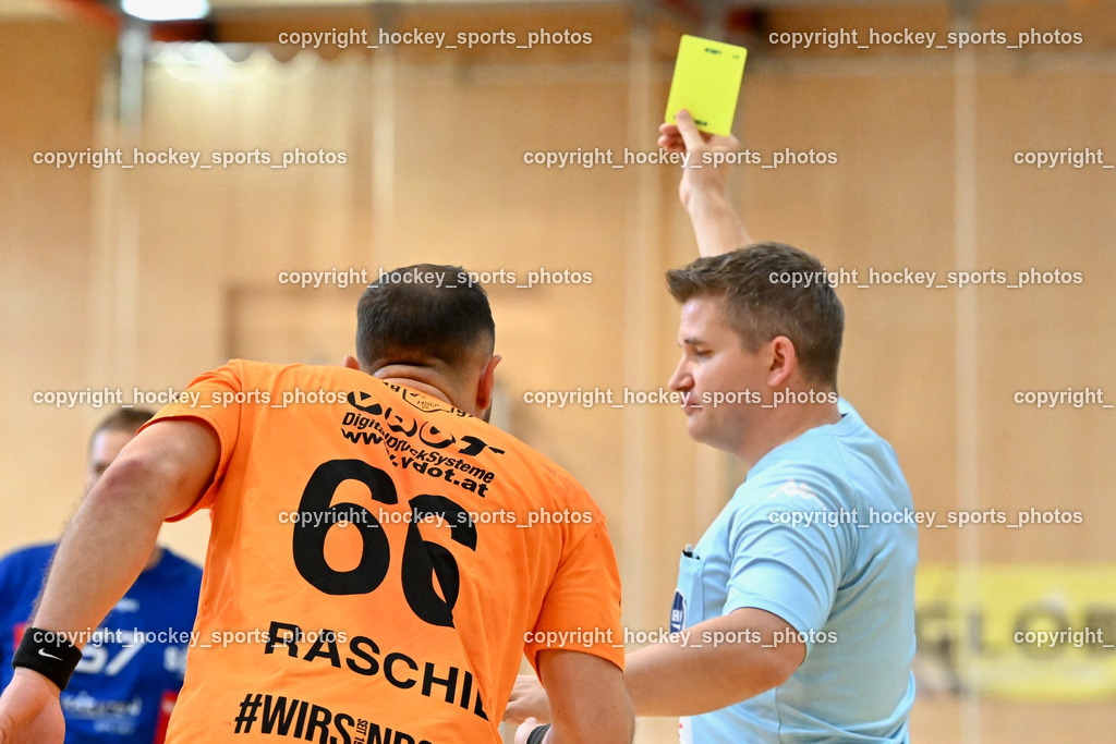 SC Ferlach vs. HSG Holding Graz 23.9.2023 | SCHMIDHUBER Andreas Referee, #66 RASCHID Ramon Holding Graz, Gelbe Karte, SC Ferlach vs. HSG Holding Graz 23.9.2023, SC Ferlach vs. HSG Holding Graz am 23.09.2023 in Bleiburg (Ballspielhalle Ferlach), Austria, (Photo by Bernd Stefan)