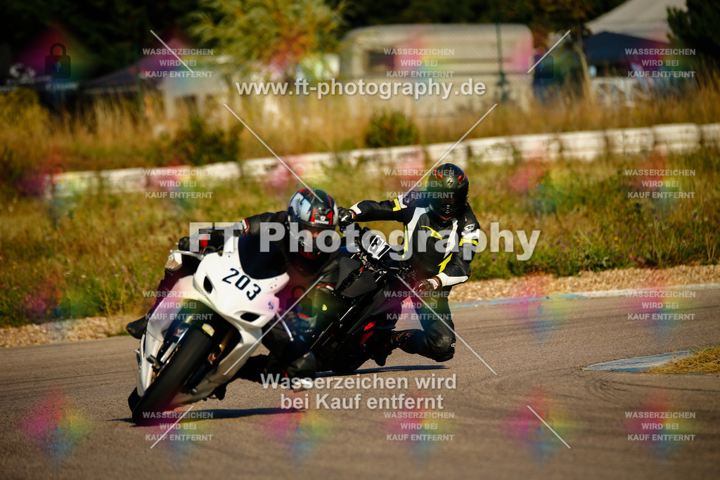 _MOT8353 | Hier findet Ihr Bilder von Touristenfahrten auf der Nürburgring Nordschleife oder von anderen Veranstaltungen die ich besucht habe. Viel Spass beim Durch Schauen 