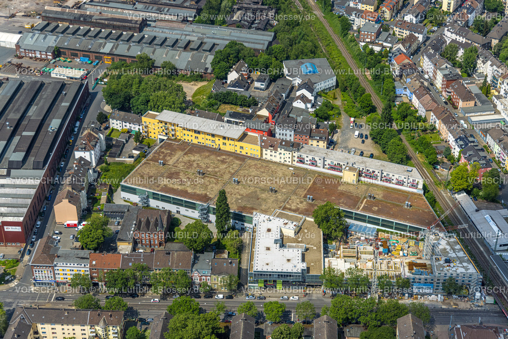Bochum220503408 | Luftbild, Baustelle und Neubau an der Alleestraße am Bahnhof Bochum-West, Kruppwerke, Bochum, Ruhrgebiet, Nordrhein-Westfalen, Deutschland