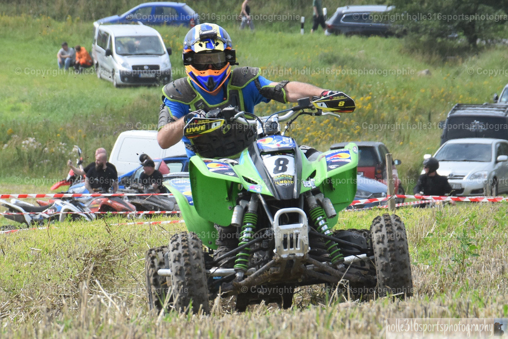 DSC_0465 (2) | Sportfotografie , Motorsport, Motoross, Reitsport, Mointainbike, Enduro,
Landschaft , Outdoor, Eventfotografie, Landschaft, Bilder online bestellen - Realisiert mit Pictrs.com