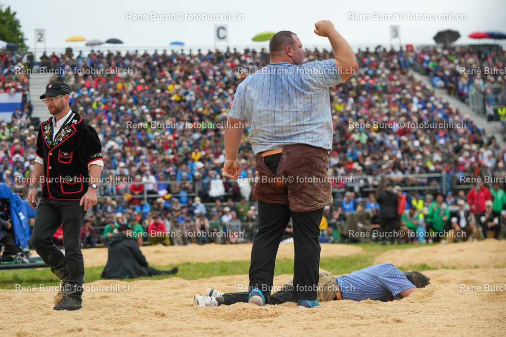 116 | René Burch leidenschaftlicher Fotograf aus Kerns in Obwalden.  Hier finden sie Sport, Landschaft und Natur Fotografie.
 - Realisiert mit Pictrs.com