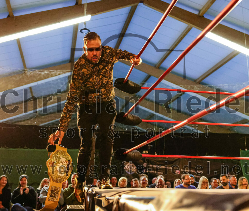 2023-11-11_046_Erding_Wrestlingshow | Erding, Deutschland, 11.11.2023:
Wrestling, Saison 2023, EWS Wrestling ERDING

Foto: Christian Riedel / fotografie-riedel.net