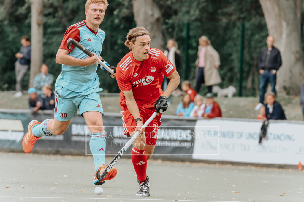 Herren_Bundesliga_02_F_RWK-UHC_21.09.25_Köln (173 von 471) | lanaschraderfotografie - Realisiert mit Pictrs.com