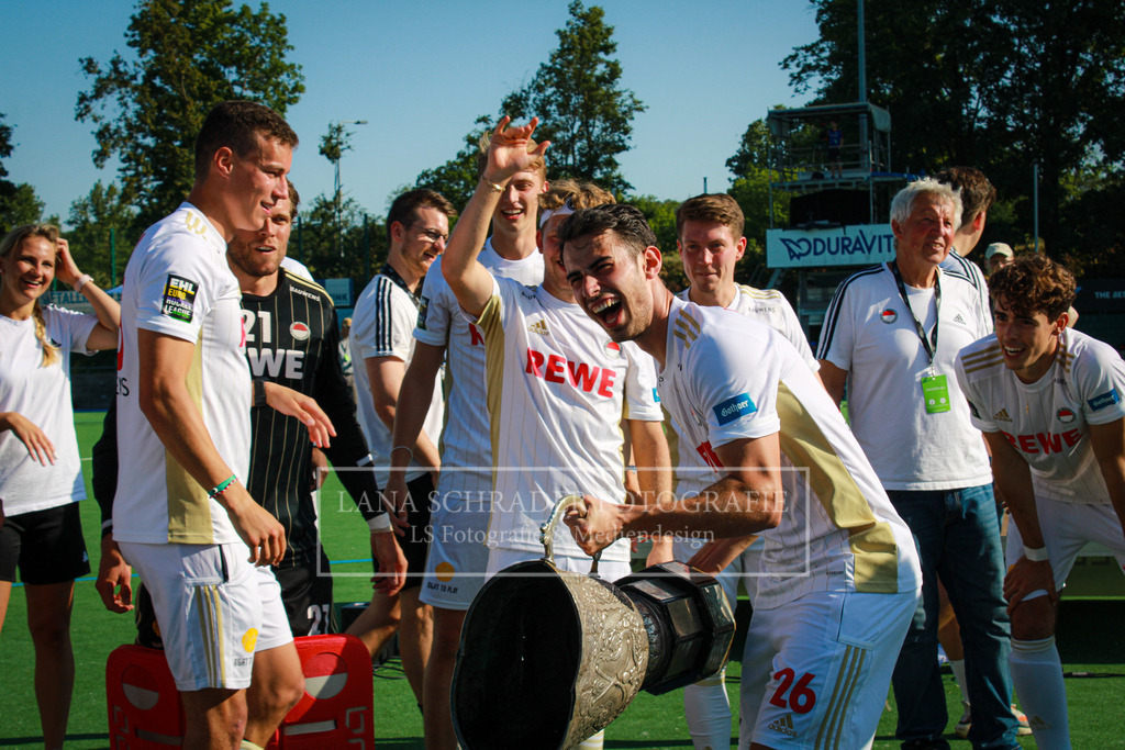 DM23 Finale Herren Mannheimer HC -  Rot-Weiß Köln 04.06.23-071 | lanaschraderfotografie - Realisiert mit Pictrs.com