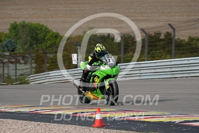 2023_09_19_PBK_21714 | Sportfotografie; SlowMotion; Video; Rennstrecke; Hafeneger; Speer; Racing; RSE; BMW; CBO; Trackday; Motorsportarena; Hockenheimring; Brno; Most; Barcelona; Valencia