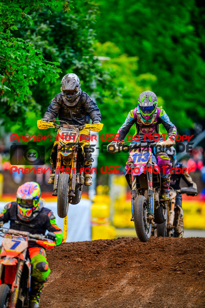 MaZZes_FotoMatrix_240818_6007705_7086 | S3