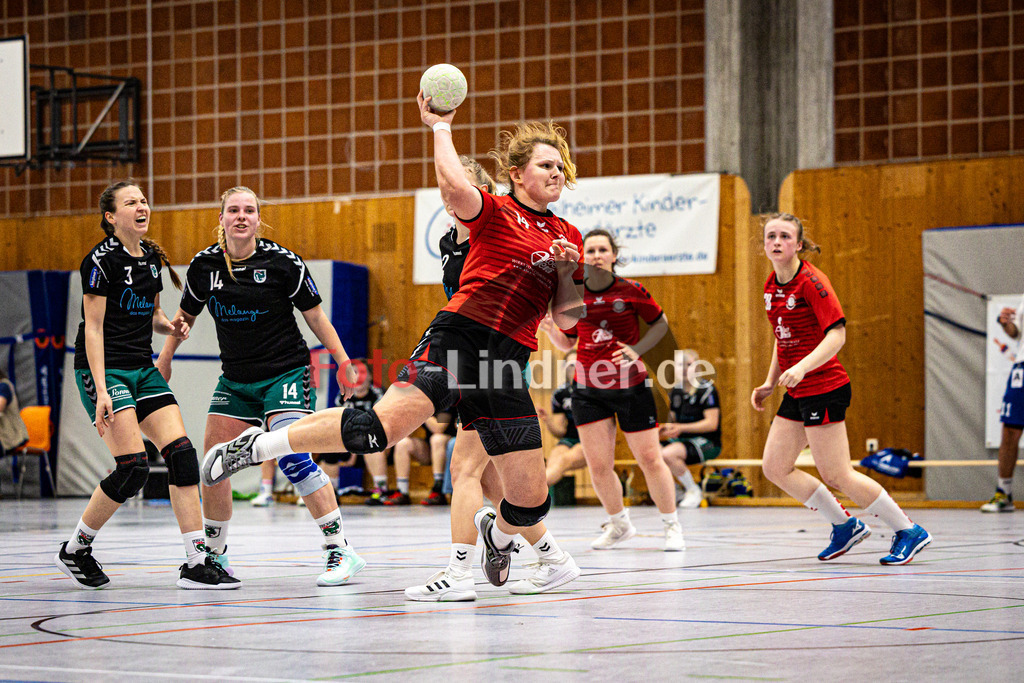TSV Weilheim gegen TSV Murnau | Handball Bezirksoberliga Frauen Alpenvorland 2024/25, TSV Weilheim gegen TSV Murnau, 20250330,Malena BECKER (TSV Weilheim) in Aktion, Torwurf,2025-03-30 in Weilheim (Weilheim, Am Hardt), Malena BECKER (TSV Weilheim)Copyright: WolfgangxLindner www.foto-lindner.de