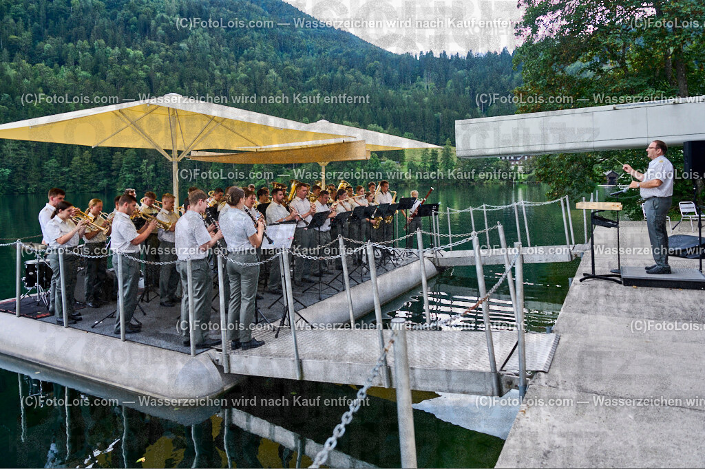 ALP1009_XXXX-Chopin-Festival_Ausklang | (C)FotoLois.com, Alois Spandl. XXXX. Chopin-Festival in der Kartause Gaming, musikalischer AUSKLANG auf der Seebühne Lunz mit dem Blasorchester der Miltärmusik Niederösterreich unter der Leitung von Oberst Adolf Obendrauf, So 18. August 2024.