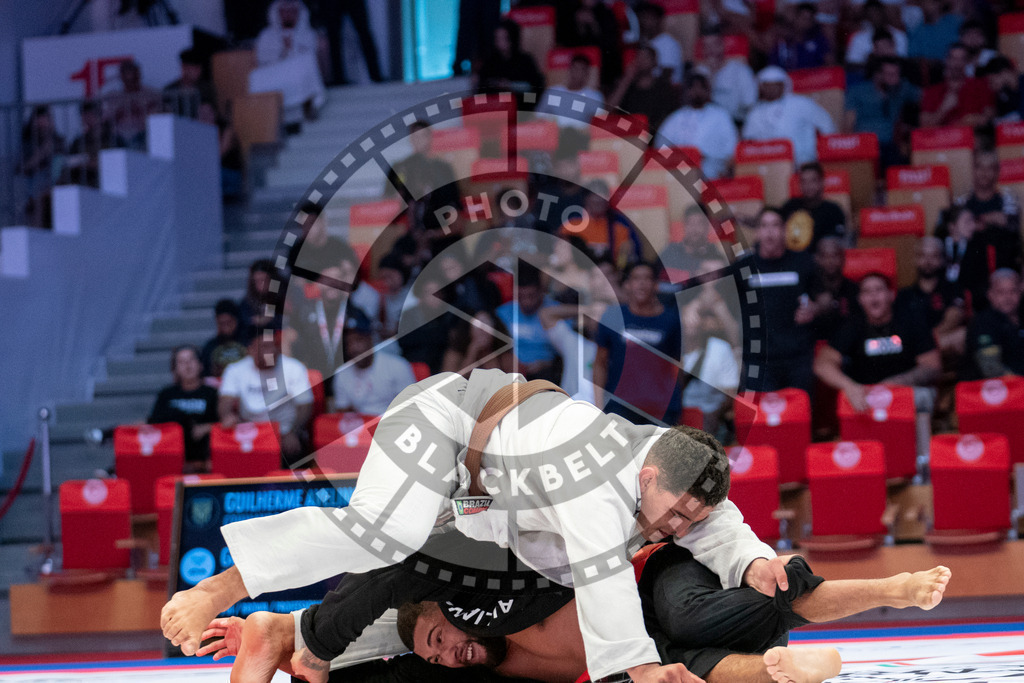 20231108PBB1480 | Fighters compete during the AJP World Professional Championship in the Mubadala Arena in Abu Dhabi, Arab United Emirates, on November 8, 2023.