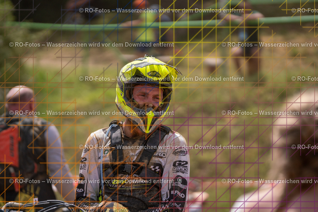 Niederwürzbach 2 Lauf-1555 | Sportfotografie von RO-Fotos: Motorsport, Motocross, Enduro, Laufveranstaltungen und Triathlon. Professionelle Fotos von Sportlern und Events. - Realisiert mit Pictrs.com