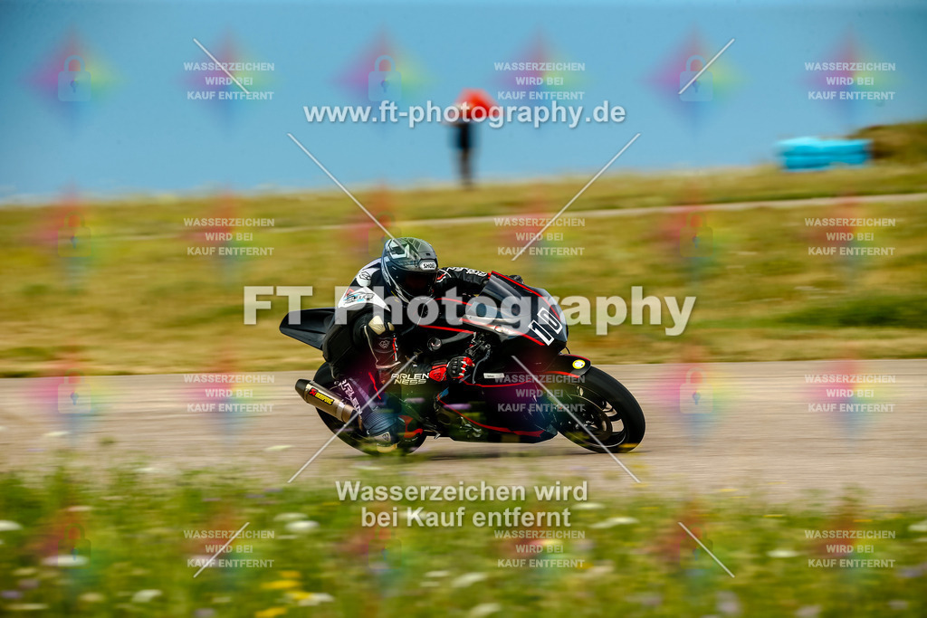 Chambley Juli-0692 | Hier findet Ihr Bilder von Touristenfahrten auf der Nürburgring Nordschleife oder von anderen Veranstaltungen die ich besucht habe. Viel Spass beim Durch Schauen 