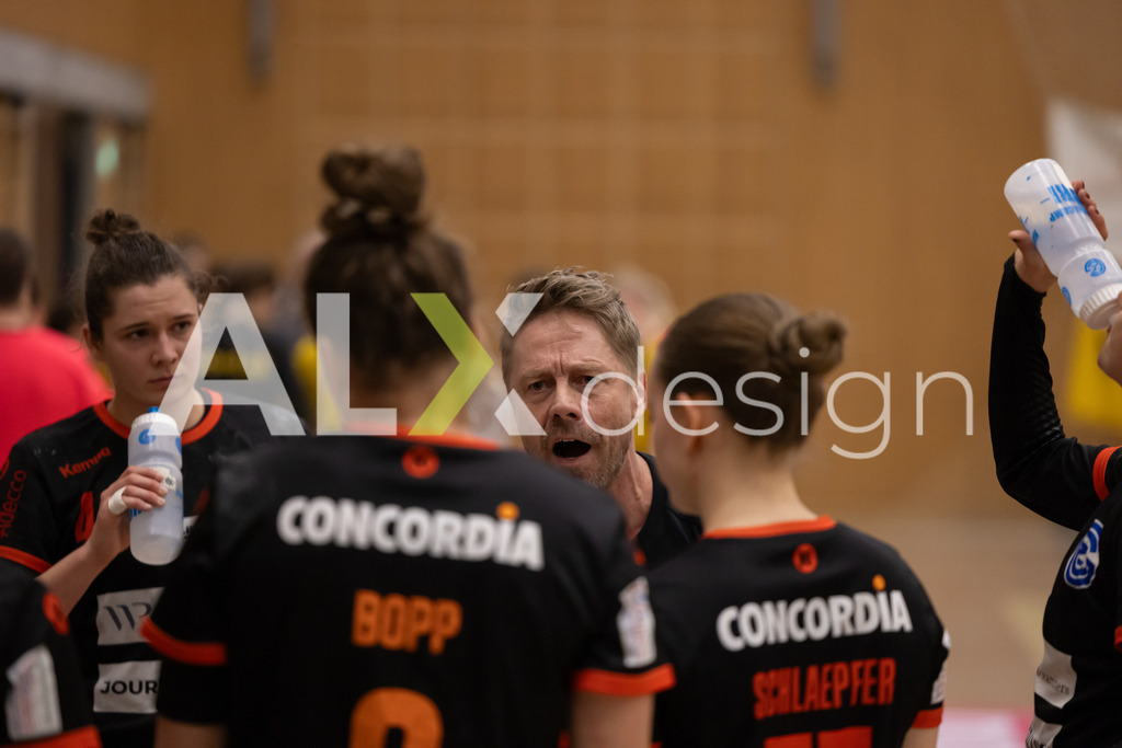 Handball I Frauen I Saison 2025-2026 I Handball Swiss Premium League 1 | Women I Round 5 I  Yellow Winterthur - GC Amicitia Zürich I 15.03.2026 | Kent Ballegaard (DK) (GC Amicitia Zürich) – Trainer - Realisiert mit Pictrs.com