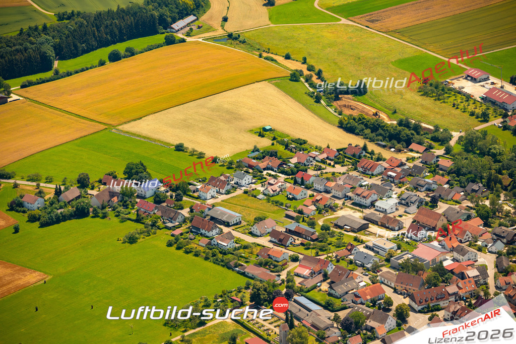 Das Luftbild zeigt : Thalheim Leibertingen - Die Luftaufnahme wurde 2024 vom UL-Flugzeug aus erstellt ( keine Drohne ) - Hochauflösende Luftaufnahme - Für grossformatige Ausdrucke geeignet. Die Geschenkidee !Mit Lizenz und Bildrechte bestellbar