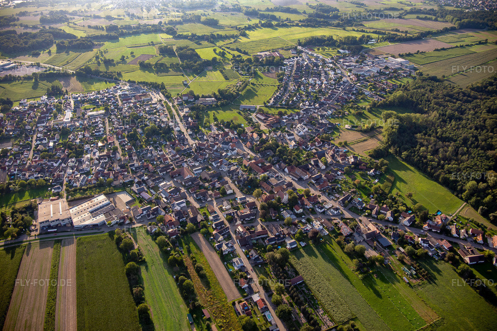 Ortsansicht von Nordosten | Luftbild: Ortsansicht von Nordosten im Ortsteil Bodersweier in Kehl im Bundesland Baden-Württemberg in Deutschland. Foto: IMG_137803.jpg vom 18.08.2023 durch ©2025 Werner Riehm fly-foto.de/copyright - Realisiert mit Pictrs.com