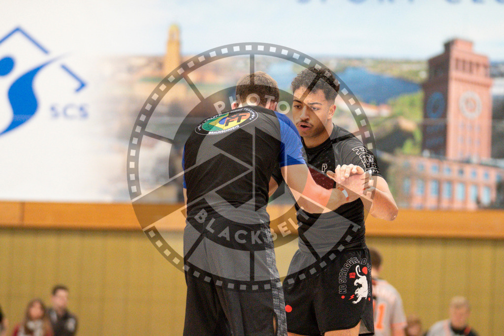 20231125PBB7019 | Fighters compete during the Grappling Industries Jiu-jitsu Championship in Berlin, Germany, on November 25, 2023.