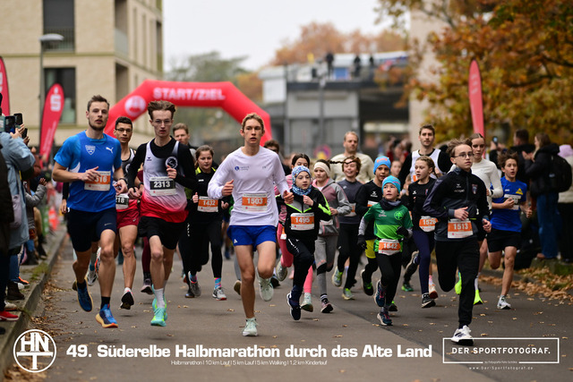Süderelbe Halbmarathon 2025 I 09.11.2025 I Fotograf_DerSportfotograf.I 00486 | Der Sportfotograf. - Realisiert mit Pictrs.com