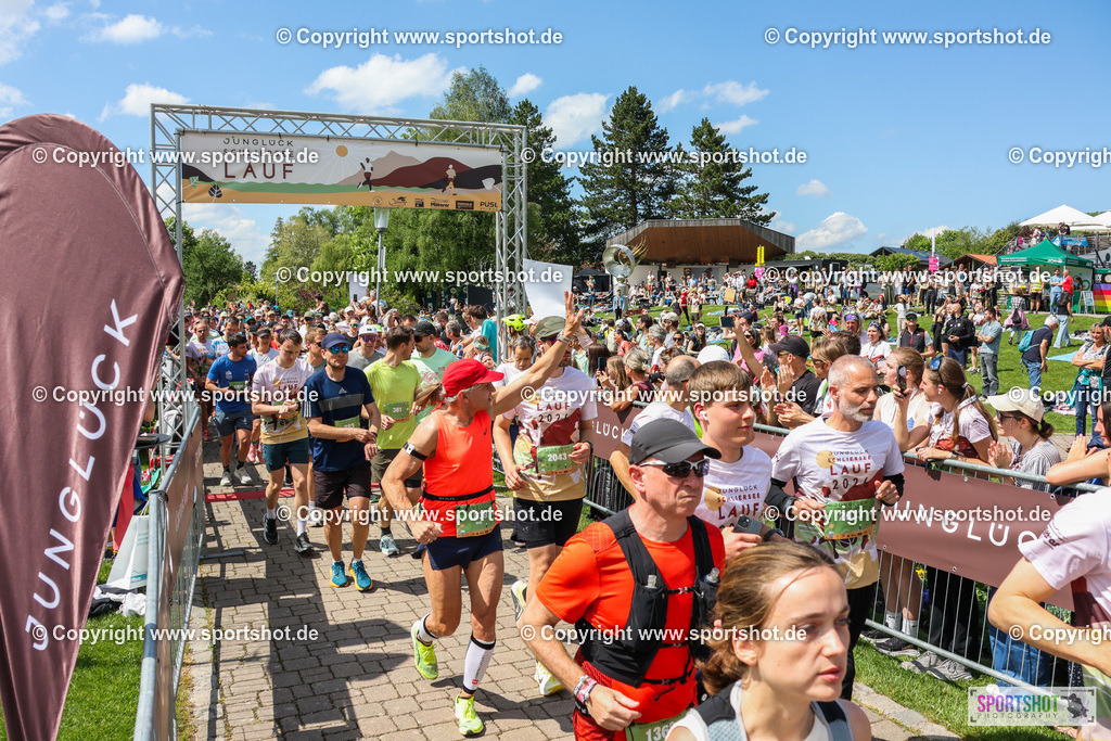2U6A6227 | Schliersee Lauf 2026 #flowmotion #schlierseelauf #junglückschlierseelauf #schliersee #halbmarathon @junglueck #sportshot_your_pictrs #yourpictrs #canondeutschland #canonsportphotography