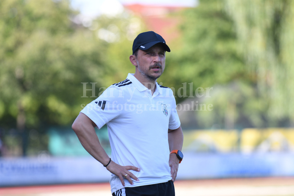 SpVgg Osterhofen : TSV-DJK Oberdiendorf | SpVgg Osterhofen Trainer Marco Dellnitz - Realisiert mit Pictrs.com