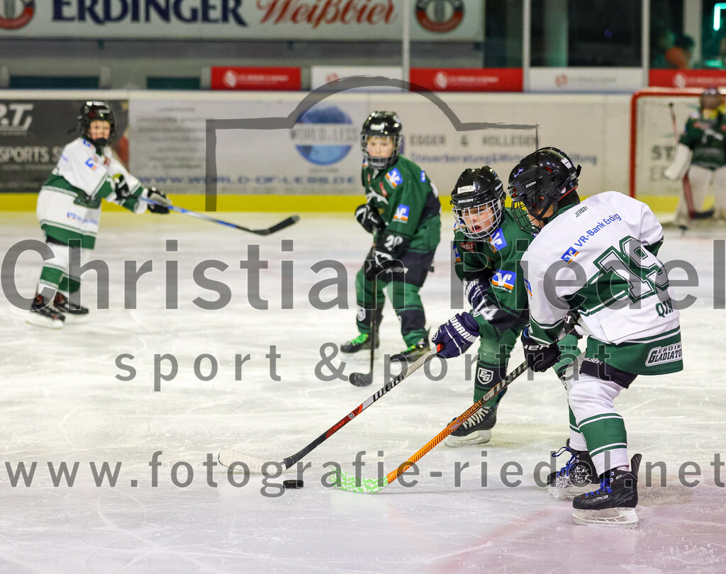 2025-12-14_107_TSV_Erding_gegen_ECDC_Memmingen_Indians | Erding, Deutschland, 14.12.2025:Eishockey, Oberliga Süd 2025 / 2026, 26. Spieltag, TSV Erding gegen ECDC Memmingen Indians, Endergebnis: 1:2Foto: Christian Riedel / fotografie-riedel.net