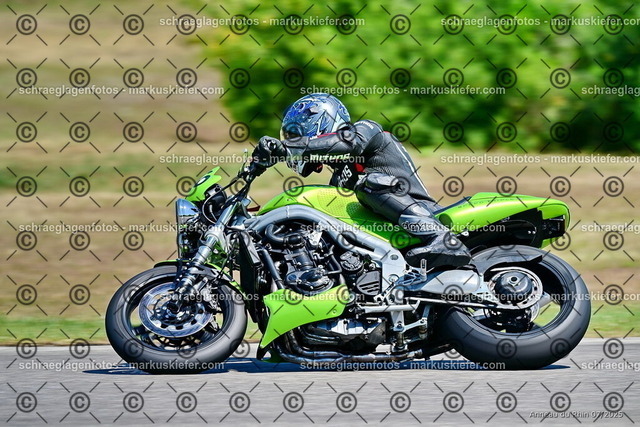 25bc03-1734 | markuskiefer.com - Realisiert mit Pictrs.com