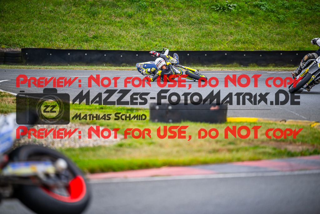 MaZZes_FotoMatrix_231001_0148 | S4