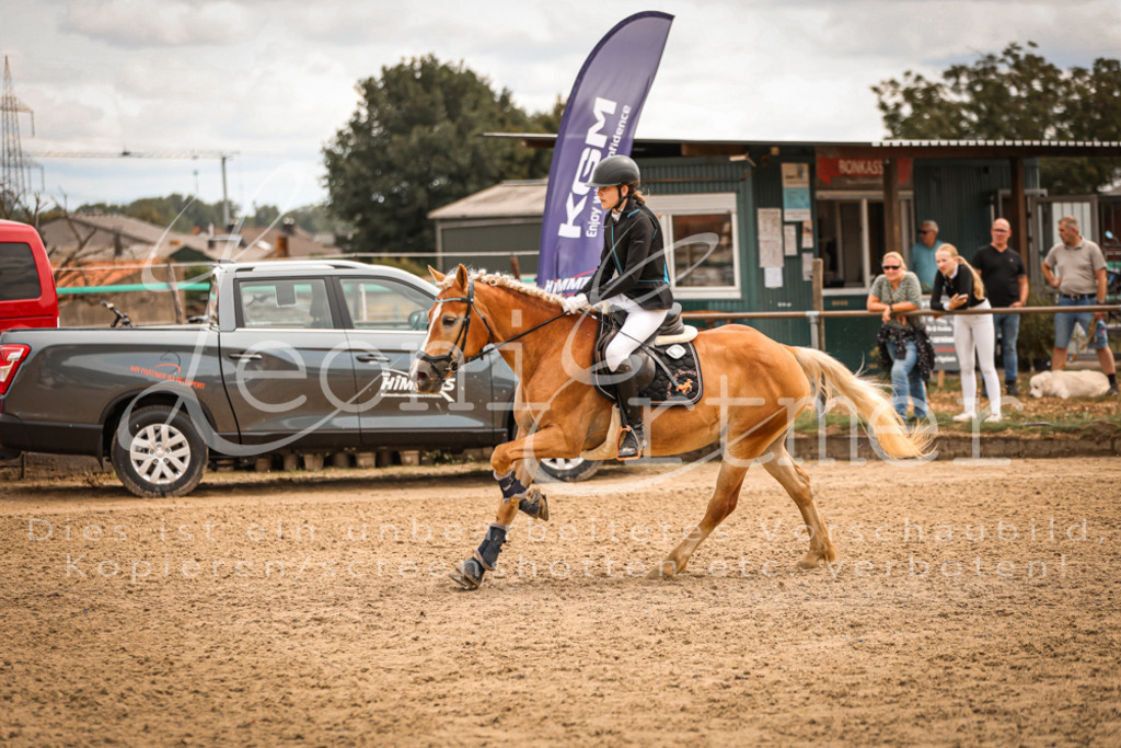 06.SoSpWB00172 | Leoni Ertmer Photography - Realisiert mit Pictrs.com