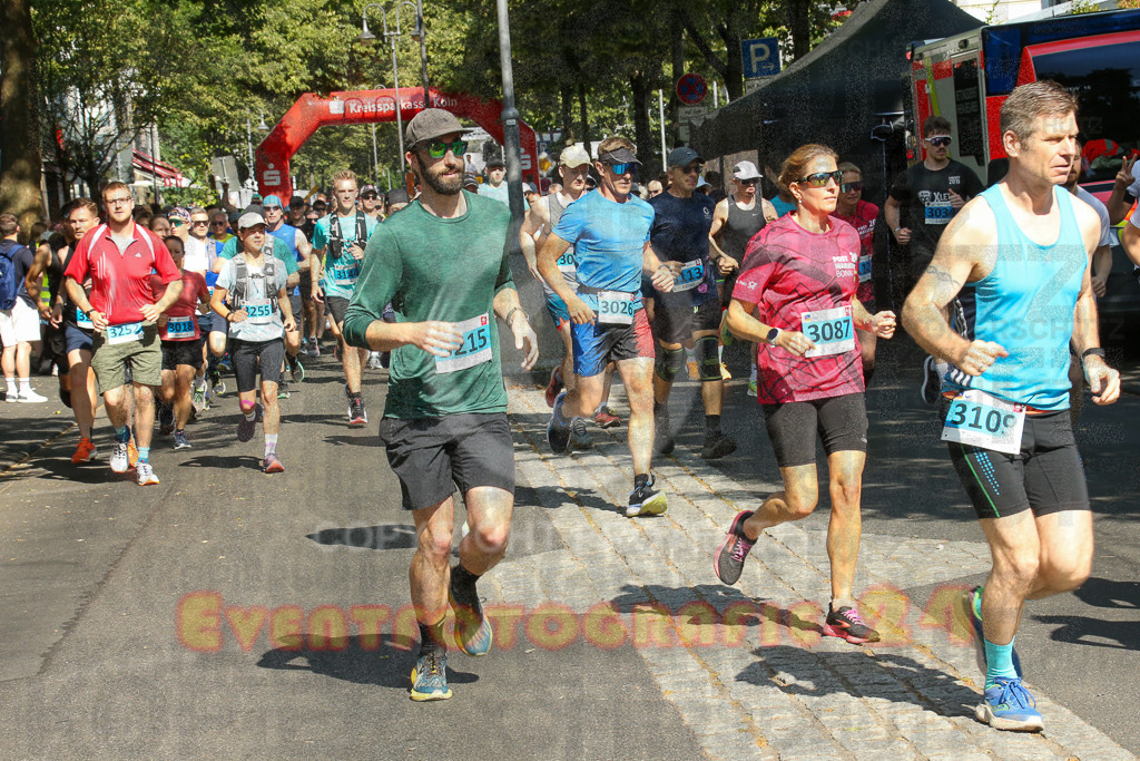 250621_1000_EX1_1136 | Sportfotografie im Rhein-Sieg Kreis, Köln, Bonn, NRW, Rheinland Pfalz, Hessen, etc. Unser Tätigkeitsfeld umfasst den Laufsport vom Volkslauf über den Marathon, Duathlon, Triathon bis zum Ultralauf wie Kölnpfad Ultra oder Schindertrail.