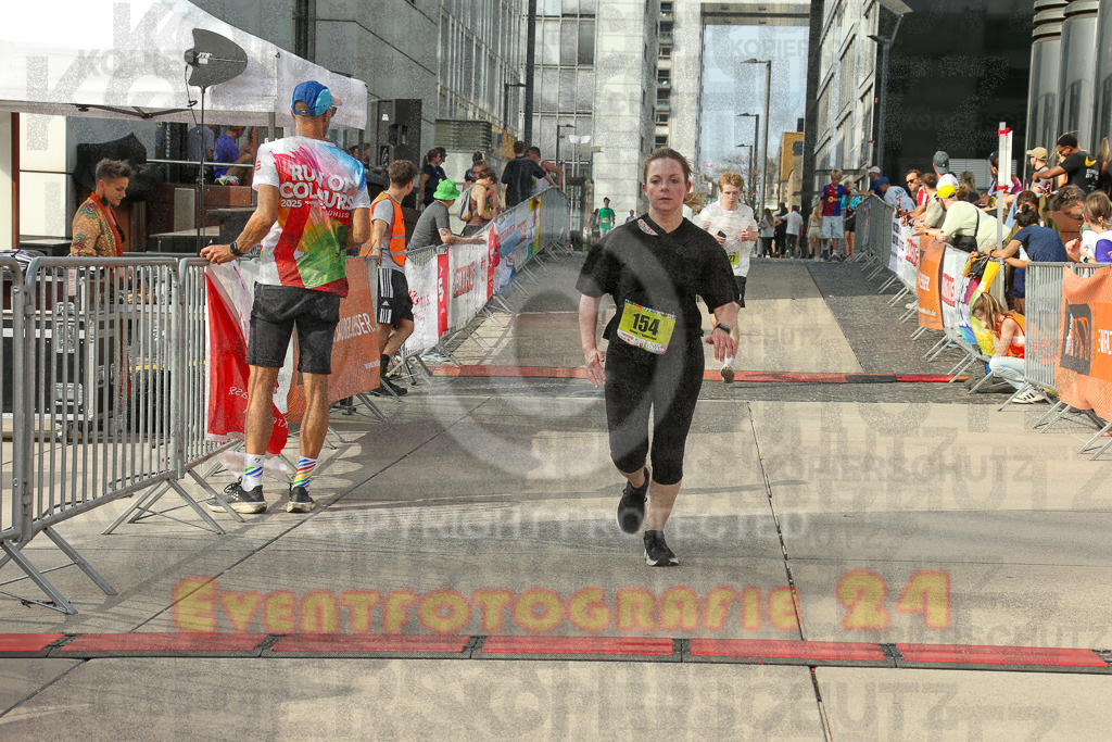 250920_1534_EX1_0055 | Sportfotografie im Rhein-Sieg Kreis, Köln, Bonn, NRW, Rheinland Pfalz, Hessen, etc. Unser Tätigkeitsfeld umfasst den Laufsport vom Volkslauf über den Marathon, Duathlon, Triathon bis zum Ultralauf wie Kölnpfad Ultra oder Schindertrail.