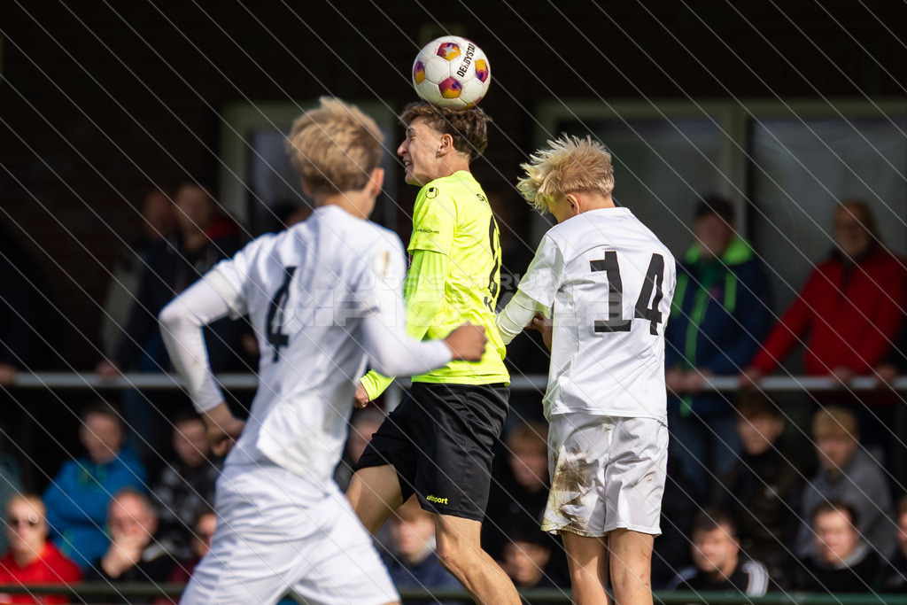 20251003_Picselweb-Fotografie_1R3_1911 | DFB Pokal 2. Runde, JFV A/O/B/H/H - SV Stuttgarter Kickers, Foto: Jörg Struwe - picselweb.de - Realisiert mit Pictrs.com