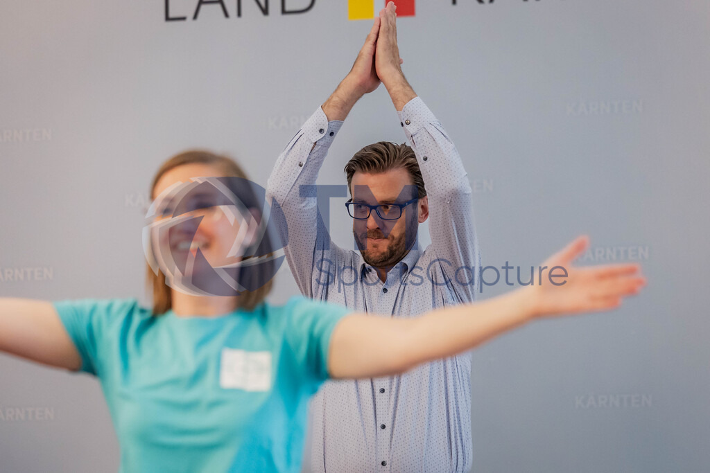 TM-20250605-0022 | Pressetermin mit Landesrätin Sara Schaar, Fachreferent für Jugend Joachim Zmölnig, der Dreikönigsaktion und Katholischen Jungschar.Spiegelsaal, Klagenfurt, Österreich.Copyright: TM Sportscapture/Matthias Trinkl