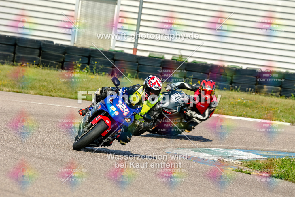 Chambley Juli-0383 | Hier findet Ihr Bilder von Touristenfahrten auf der Nürburgring Nordschleife oder von anderen Veranstaltungen die ich besucht habe. Viel Spass beim Durch Schauen 