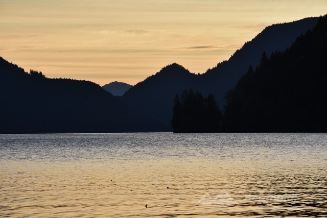 Walchensee 2025-01 | Landschaftsfotografie Berge Mountain Landscape FotografieNatur Bilder Buidl Bergbuidl Bayern Heimat BergfotografieSonnenaufgang Sonnenuntergang Hobbyfotograf Bilderverkauf Leinwand - Realisiert mit Pictrs.com