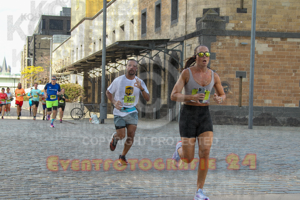 250920_1454_EV4_7486 | Sportfotografie im Rhein-Sieg Kreis, Köln, Bonn, NRW, Rheinland Pfalz, Hessen, etc. Unser Tätigkeitsfeld umfasst den Laufsport vom Volkslauf über den Marathon, Duathlon, Triathon bis zum Ultralauf wie Kölnpfad Ultra oder Schindertrail.