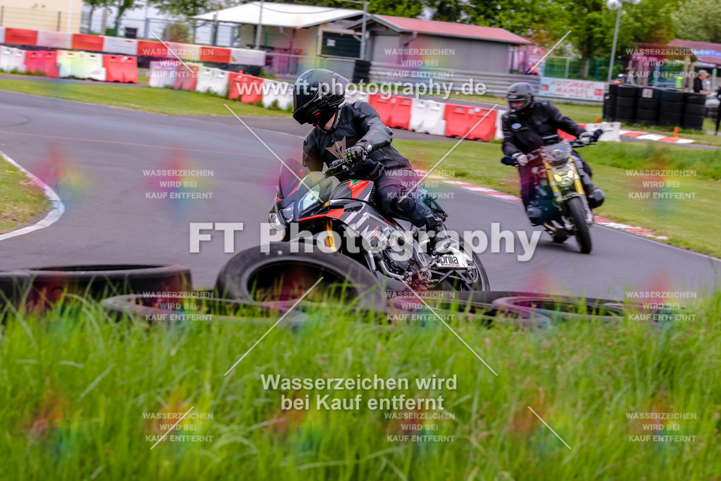 MotoTeamVBK-20480 | Hier findet Ihr Bilder von Touristenfahrten auf der Nürburgring Nordschleife oder von anderen Veranstaltungen die ich besucht habe. Viel Spass beim Durch Schauen 