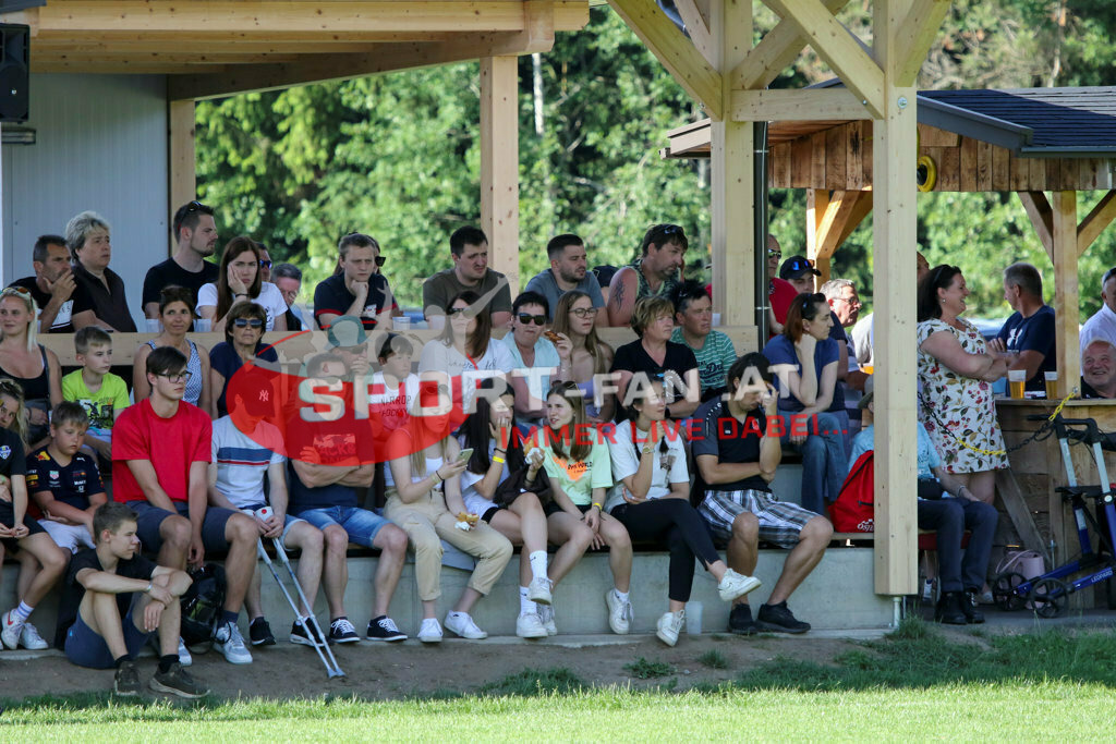 SV Oberglan Damen - Austria Klagenfurt |  ; SV Oberglan Damen - Austria Klagenfurt am 06.06.2022 in Oberglan
(Sportplatz), AUSTRIA, (Photo by Ernst Krawagner sport-fan.at) - Realisiert mit Pictrs.com